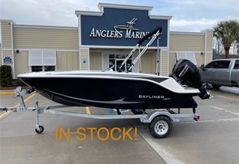 2025 Bayliner M15 Black Boat